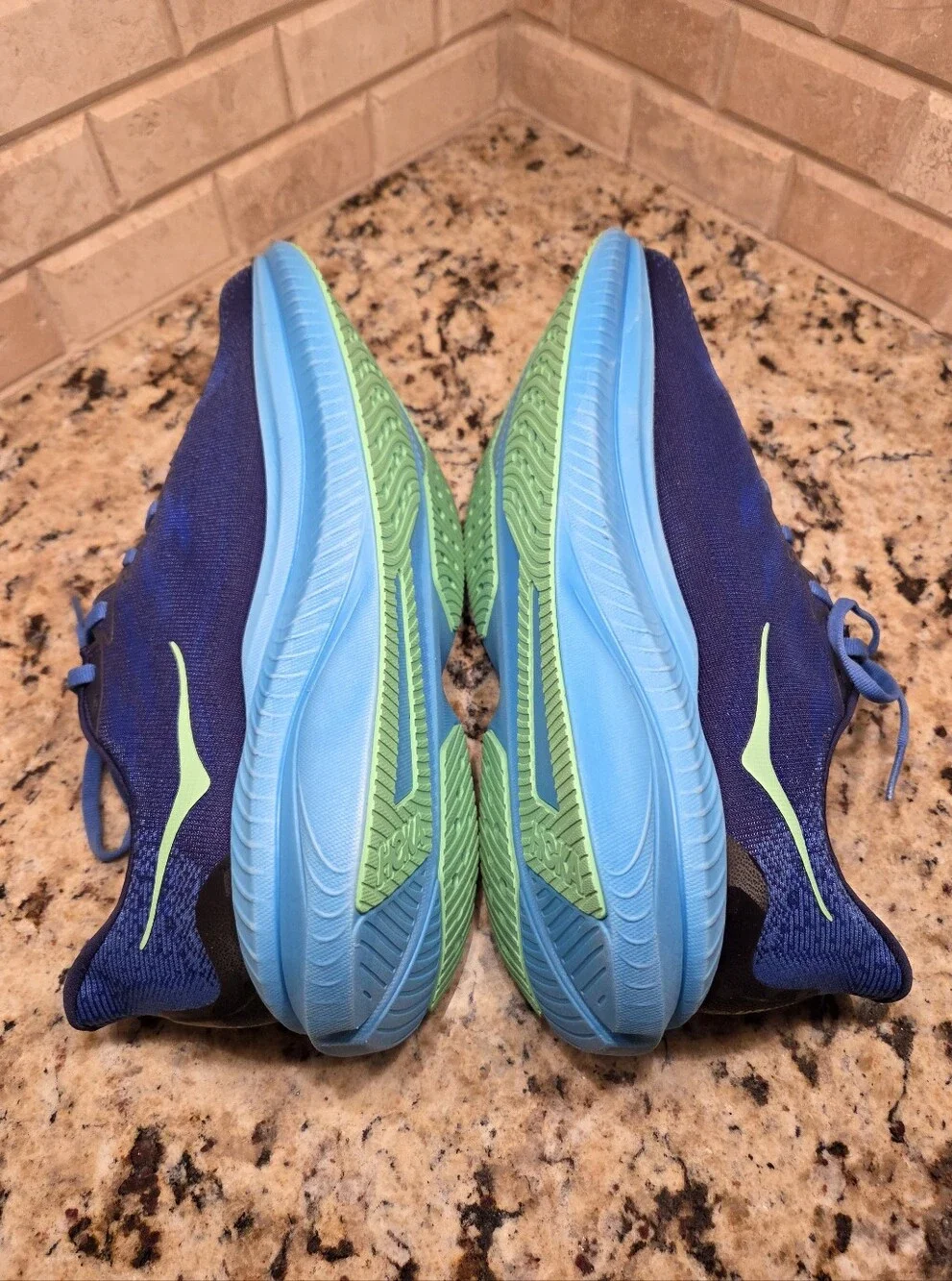 HOKA One One Mach 6 NEW Deadstock w/ OG Box